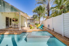 Fort Lauderdale Oasis with Pool about 2 Mi to Beach!